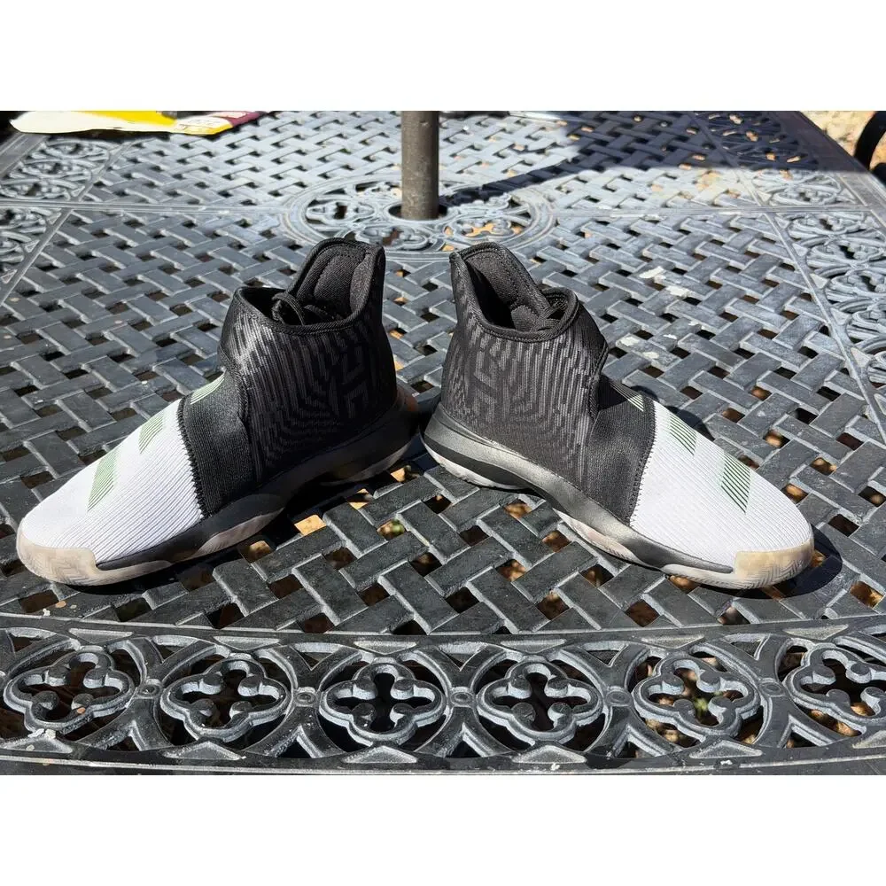 Adidas 2019 HARDEN CLU 600001 Black White Court Shoes Sneaker Mens Size 5 NWOT